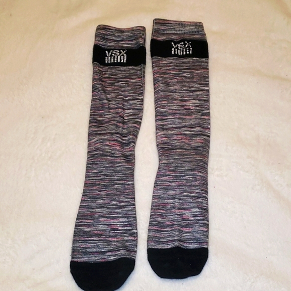 Lot of 5 Assorted Holiday & Victoria's Secret Sock - Picture 7 of 7